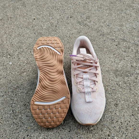 Nike Motiva - Picture 12 of 17